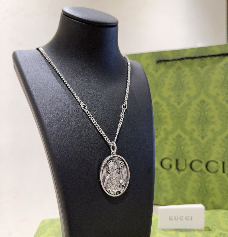 Gvc*1 necklaces